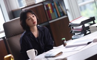 vsports体育-球场故事再次上演，剧情扣人心弦