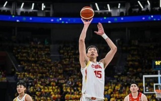 V体育官方app-济南男篮后卫突破自我，贡献胜利