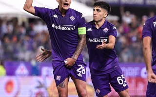 V体育官网-佛罗伦萨队迎接挑战，全力以赴