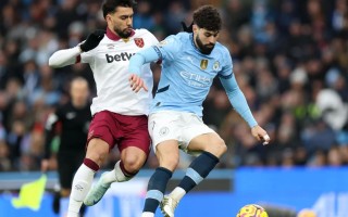 V体育官网-阿圭罗梅开二度，曼城大胜西汉姆联