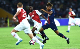 V体育-摩纳哥主场大胜巴黎，提升排名