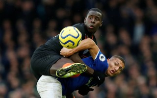 V体育官方app-埃弗顿在近期比赛中逆转胜利，出乎所有人预料