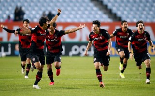 V体育官网-足球赛事全线开花，一场场比赛过瘾不断