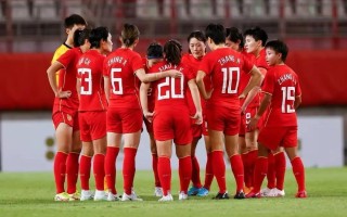 V体育-中国女足球员在国外联赛中表现抢眼，受瞩目