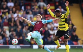 V体育-沃特福德实现逆袭，场面激烈不可预料