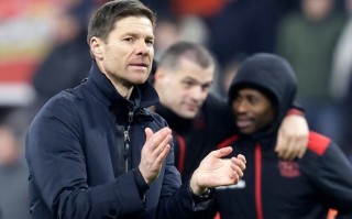 V体育官网-勒沃库森队员遭遇伤病困扰，需要时间恢复