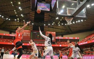 V体育官网-球队在最新一场比赛中展现出了强大的实力