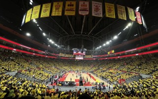 V体育官网-东莞离奇失利：主场众望所归，补篮未能奏效