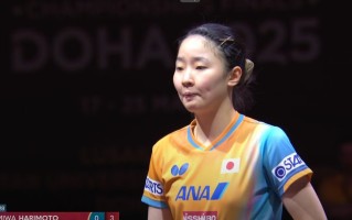 V体育-力挽狂澜！皮划艇选手稳分球