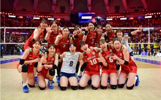 V体育官方app-女排豪取八连胜，晋级半决赛