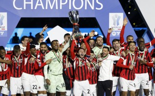 V体育-AC米兰客场胜利，保持全胜战绩