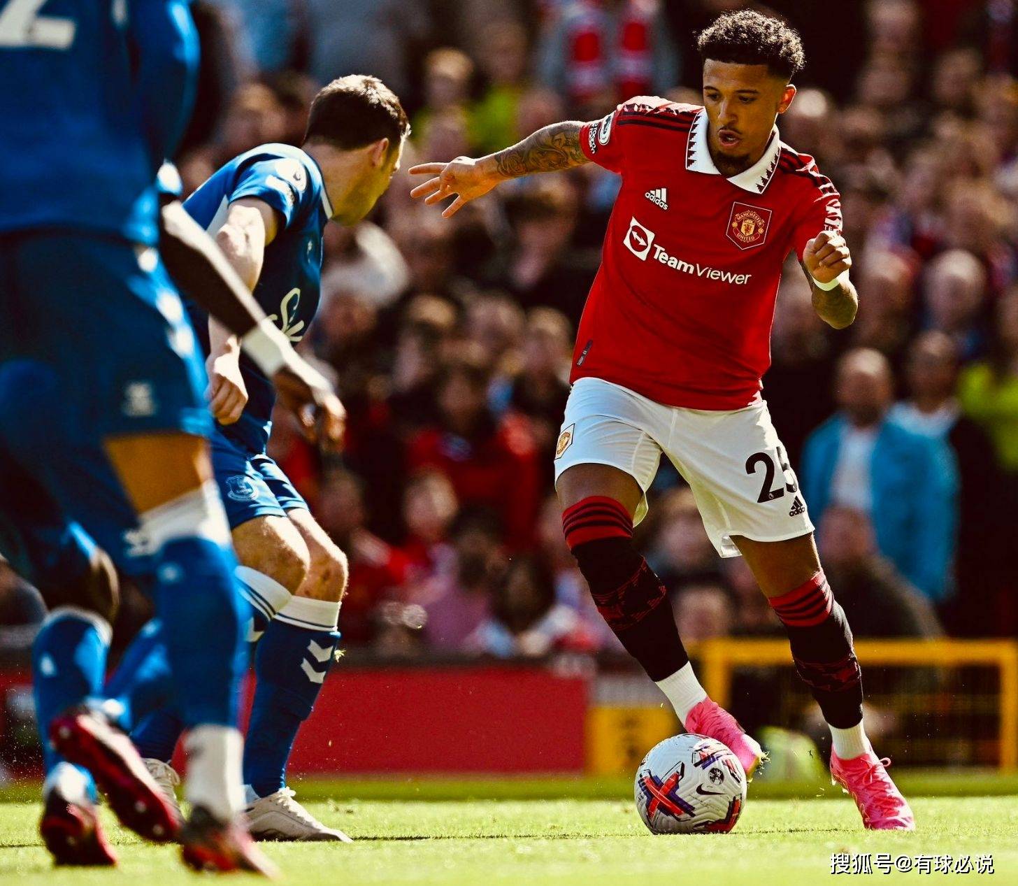 V体育-曼联将与尤文图斯上演精彩对决,谁将胜出?-第2张图片-V体育 V体育-曼联将与尤文图斯上演精彩对决,谁将胜出?-第2张图片-V体育