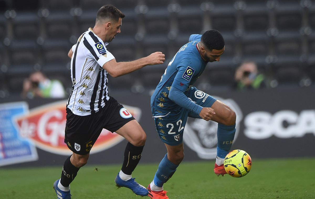 vsports体育-里尔客场表现抢眼,成功逆转形势-第1张图片-V体育 vsports体育-里尔客场表现抢眼,成功逆转形势-第1张图片-V体育