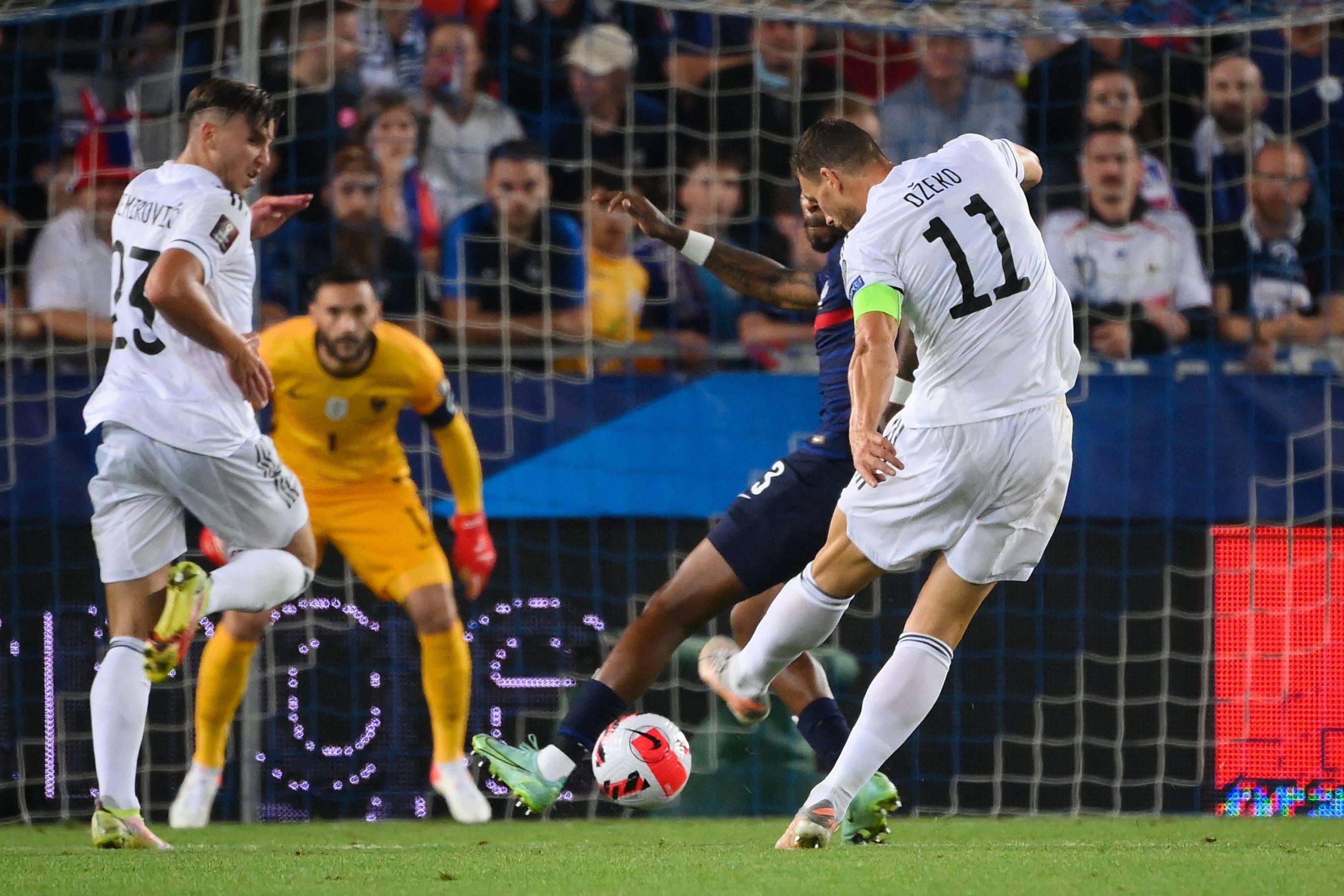 V体育-法国客场战平波黑，领先优势保持稳定-第2张图片-V体育