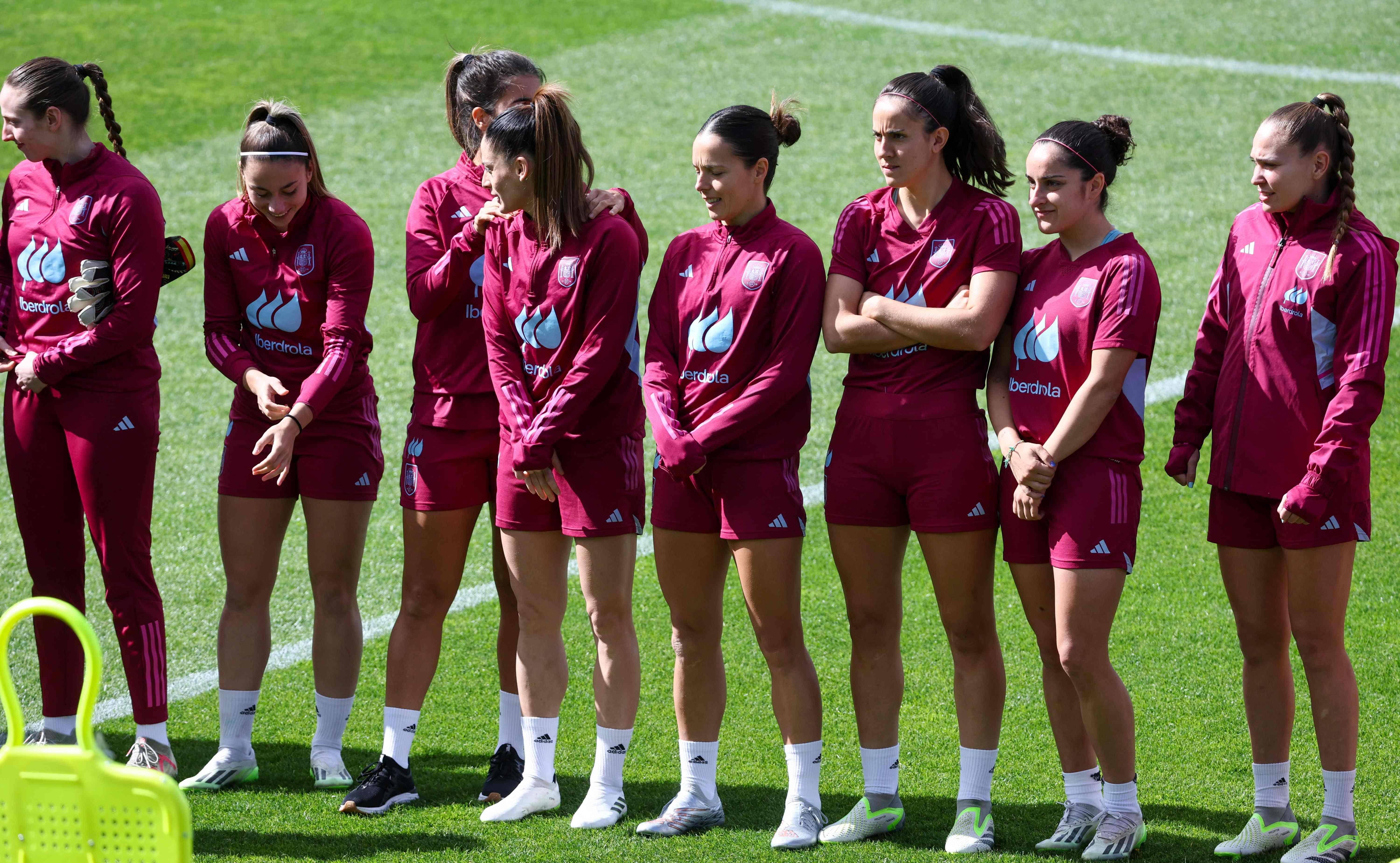 vsports体育-刚果女足队员实力强劲,备战关键战役-第1张图片-V体育 vsports体育-刚果女足队员实力强劲,备战关键战役-第1张图片-V体育