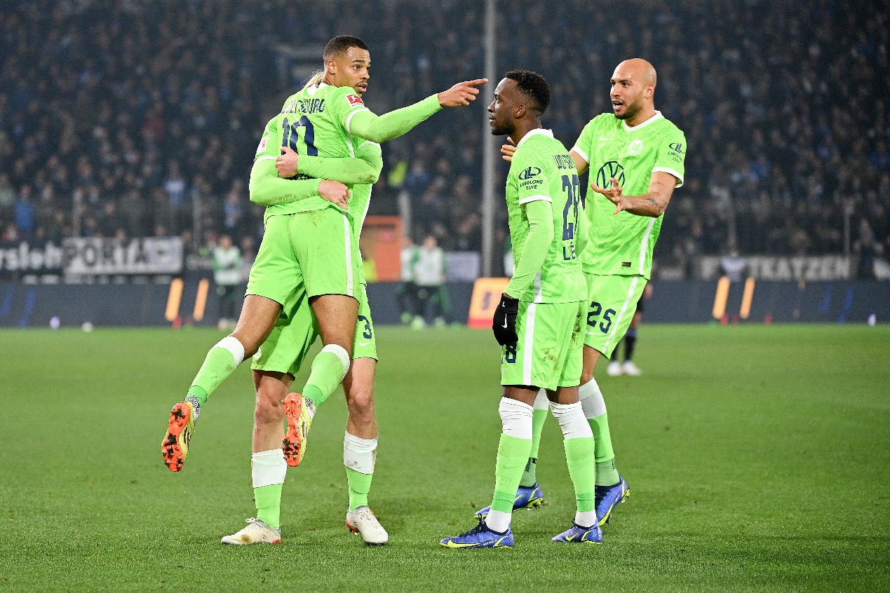 V体育-弗赖堡球队即将在本周末的比赛中展开硬仗-第1张图片-V体育 V体育-弗赖堡球队即将在本周末的比赛中展开硬仗-第1张图片-V体育