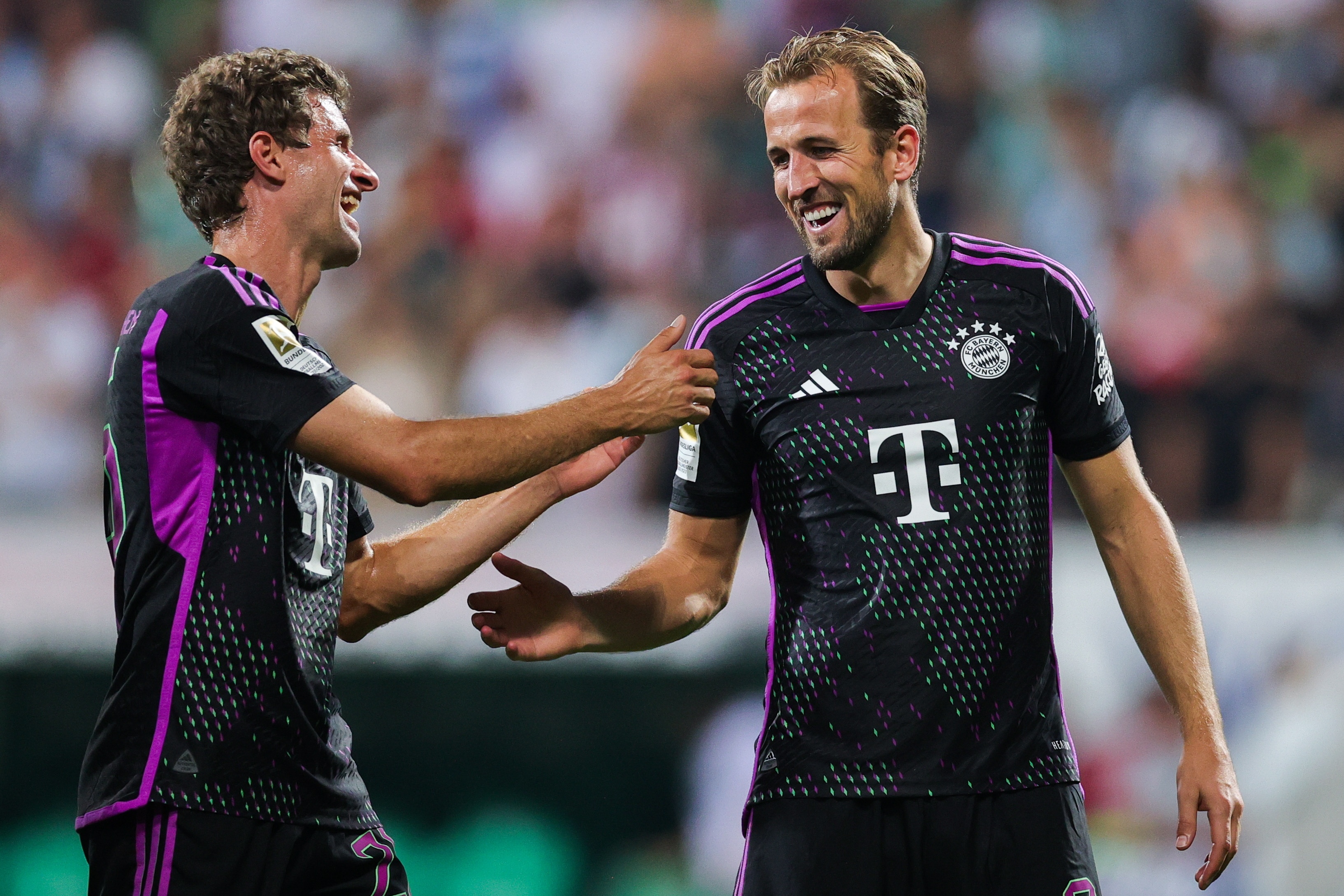 V体育-火力全开,拜仁慕尼黑摆出全力一搏-第2张图片-V体育 V体育-火力全开,拜仁慕尼黑摆出全力一搏-第2张图片-V体育