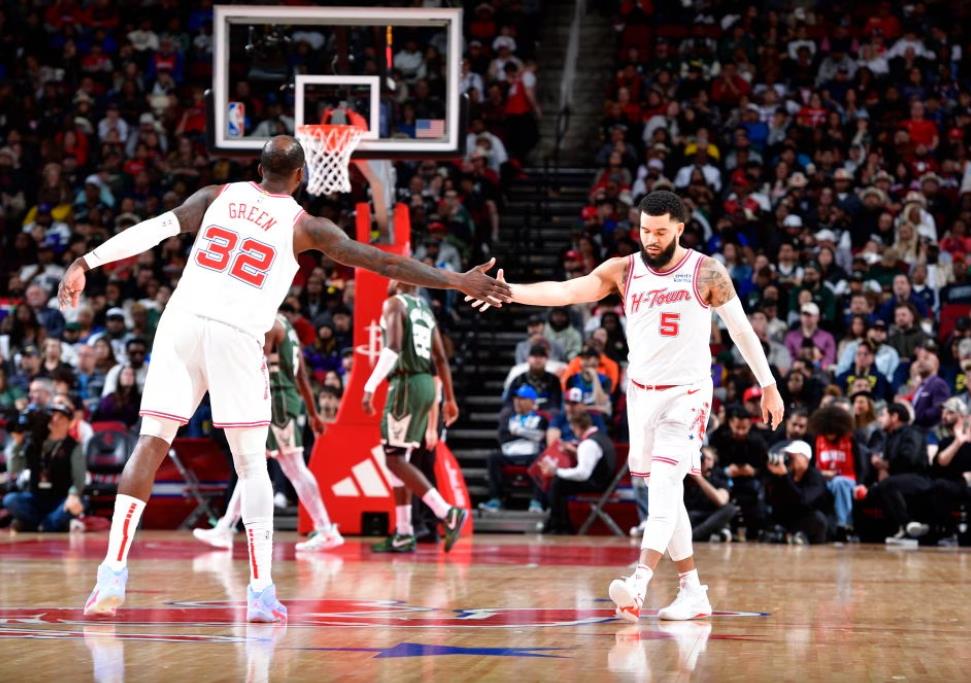 V体育官网-雷霆队主场防守火箭队动力十足-第1张图片-V体育 V体育官网-雷霆队主场防守火箭队动力十足-第1张图片-V体育