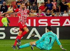 V体育官方app-基利亚雷亚尔前进巴列卡诺，马拉加推进南安普顿-第1张图片-V体育