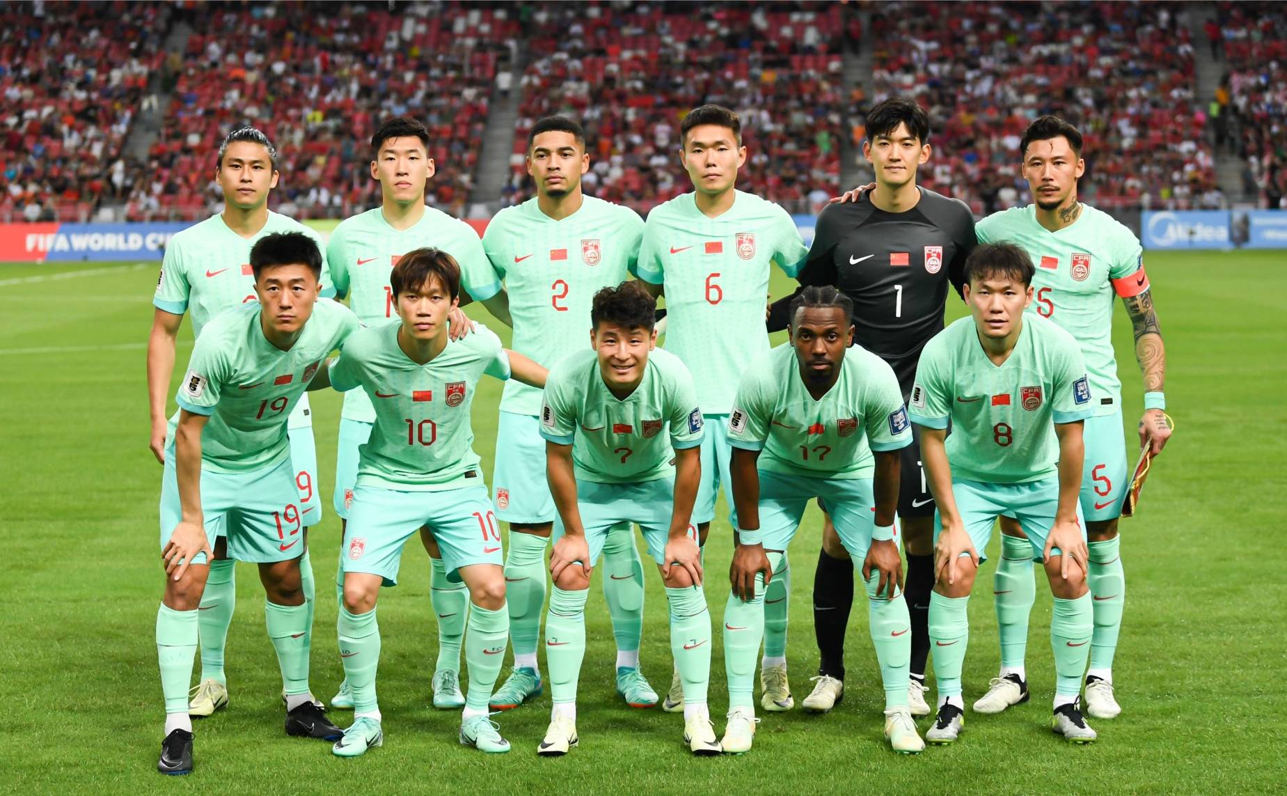 V体育官方app-球员因伤退出比赛,球队重新调整战术-第1张图片-V体育 V体育官方app-球员因伤退出比赛,球队重新调整战术-第1张图片-V体育