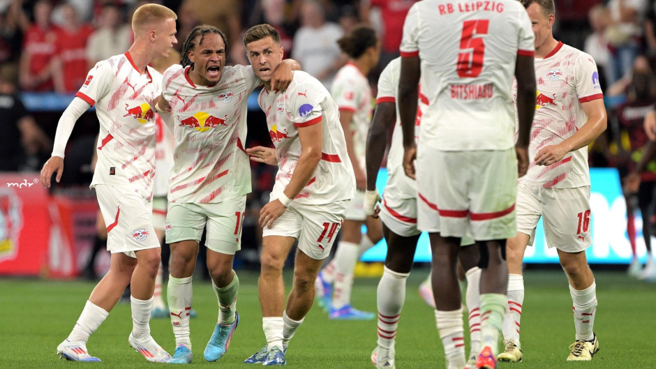 V体育官网-奥格斯堡主场全力争胜，取胜在望领跑-第2张图片-V体育