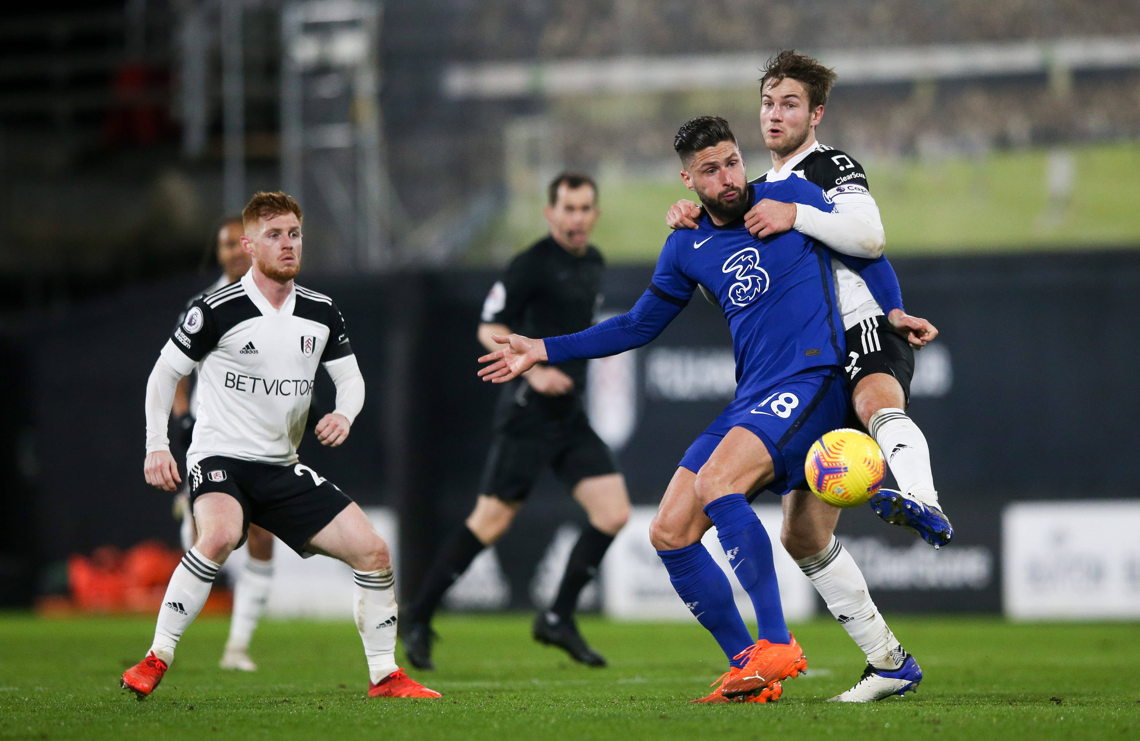 V体育-切尔西客场逆袭,英超争冠前景一片光明-第2张图片-V体育 V体育-切尔西客场逆袭,英超争冠前景一片光明-第2张图片-V体育