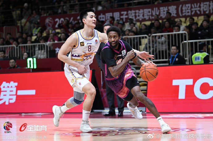 V体育-浙江男篮主场战胜湖北队,取得重要胜利-第1张图片-V体育 V体育-浙江男篮主场战胜湖北队,取得重要胜利-第1张图片-V体育