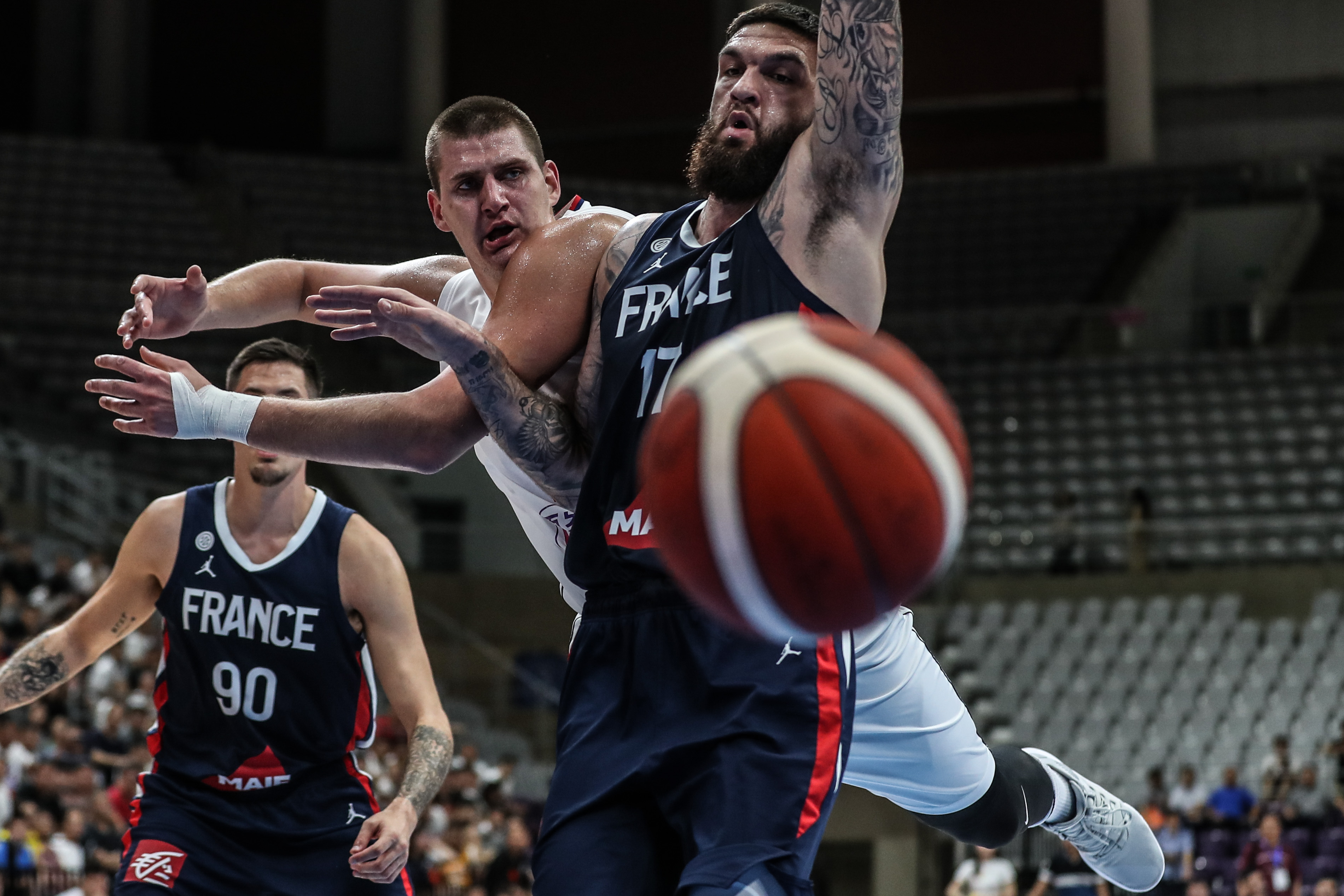 vsports体育-不伦瑞克队全力以赴,夺得精彩胜利收获三分-第2张图片-V体育 vsports体育-不伦瑞克队全力以赴,夺得精彩胜利收获三分-第2张图片-V体育