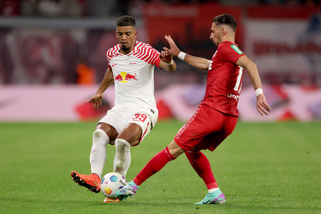 vsports体育-前瞻下一轮比赛：各队战绩分析与赛前训练-第2张图片-V体育