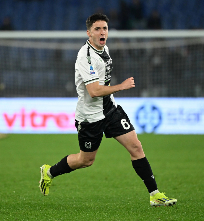 V体育官方app-都灵客场战胜乌迪内斯，喜获三分-第2张图片-V体育