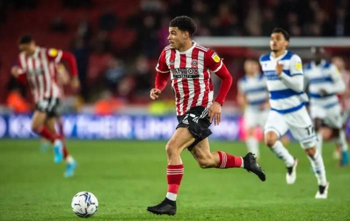 V体育-利物浦凭借法比尼奥进球轻取伯恩茅斯，英超领先优势日益庞大-第2张图片-V体育