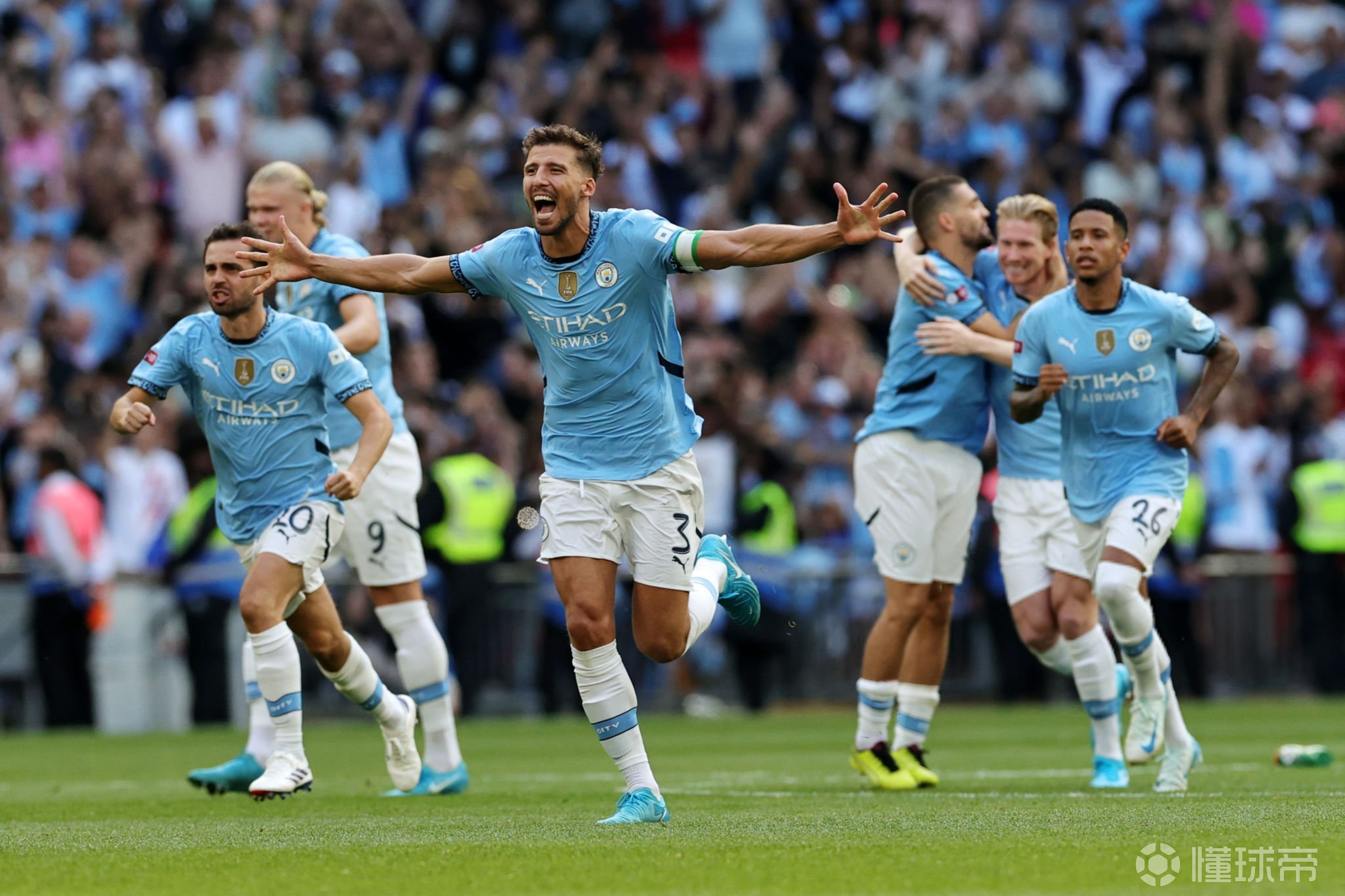 vsports体育-曼城轻松获胜，全力备战半决赛-第2张图片-V体育