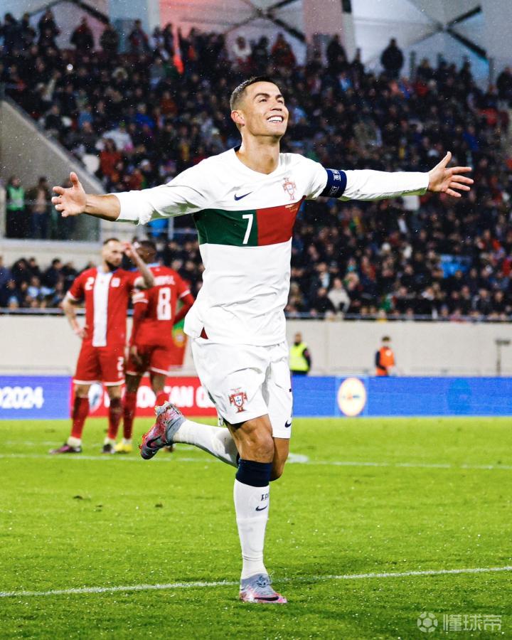 V体育-葡萄牙球员在国家队比赛中展现出色-第1张图片-V体育 V体育-葡萄牙球员在国家队比赛中展现出色-第1张图片-V体育