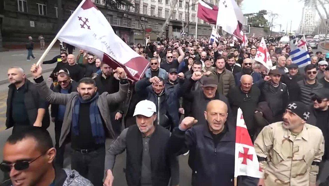 V体育官网-格鲁吉亚主场失利,乌克兰领跑小组-第2张图片-V体育 V体育官网-格鲁吉亚主场失利,乌克兰领跑小组-第2张图片-V体育