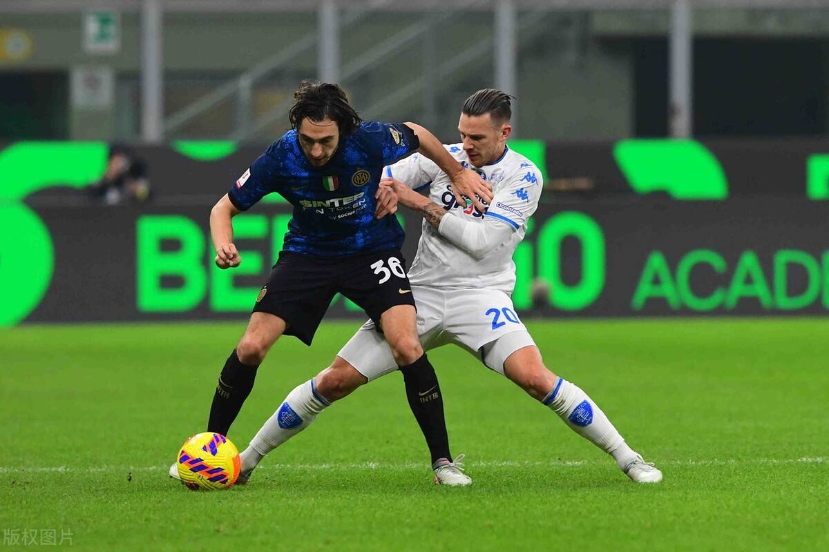 V体育官网-欧洲足球赛场上各路豪强实力均衡，胜负难料-第2张图片-V体育