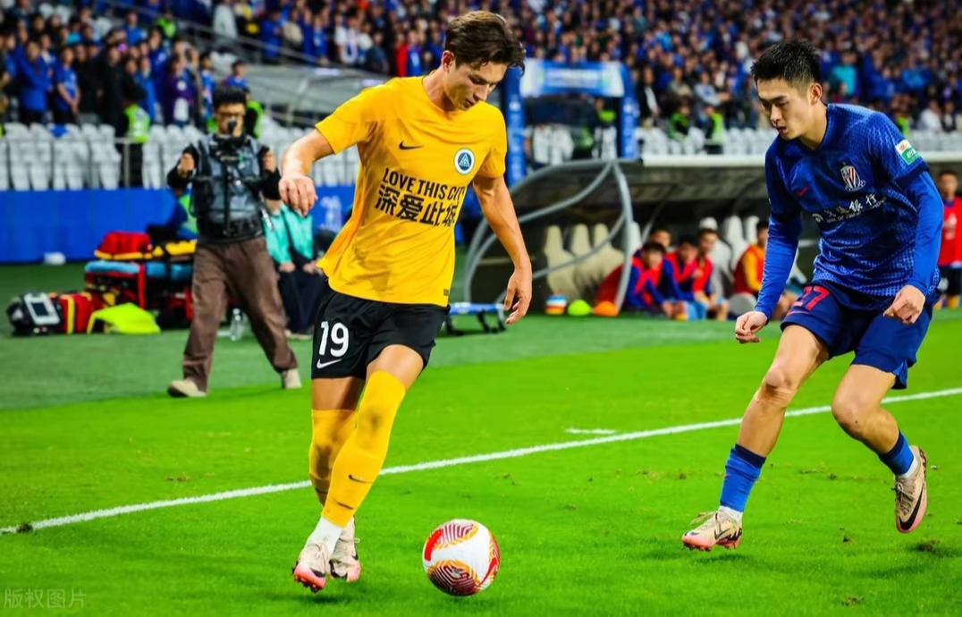 V体育官方app-申花主场战平绿城，球队实力逐渐暴露-第2张图片-V体育