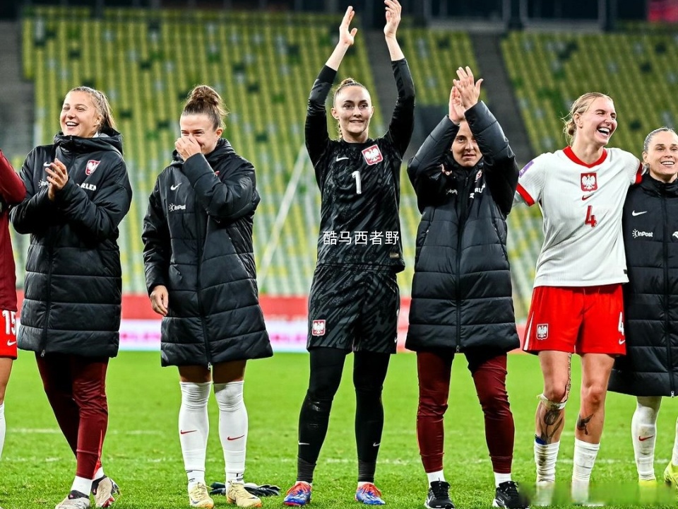 V体育-热门球队战平平局,瑞典均分积分激烈角逐-第2张图片-V体育 V体育-热门球队战平平局,瑞典均分积分激烈角逐-第2张图片-V体育