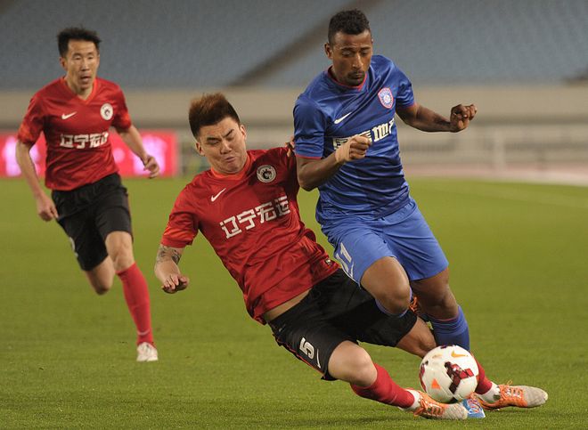 V体育官网-辽宁宏运挑战大连一方,备战豪取关键胜利-第2张图片-V体育 V体育官网-辽宁宏运挑战大连一方,备战豪取关键胜利-第2张图片-V体育