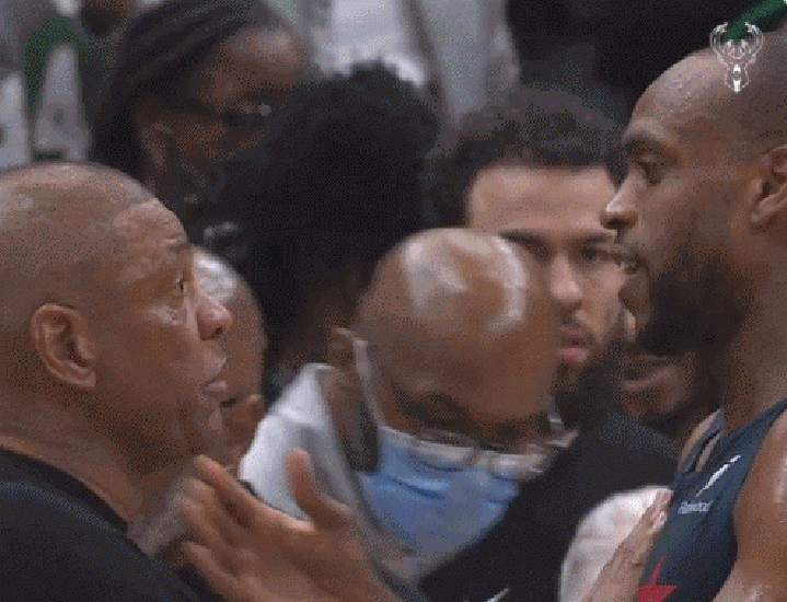 V体育-雄鹿主场战胜奇才,实现四连胜-第1张图片-V体育 V体育-雄鹿主场战胜奇才,实现四连胜-第1张图片-V体育