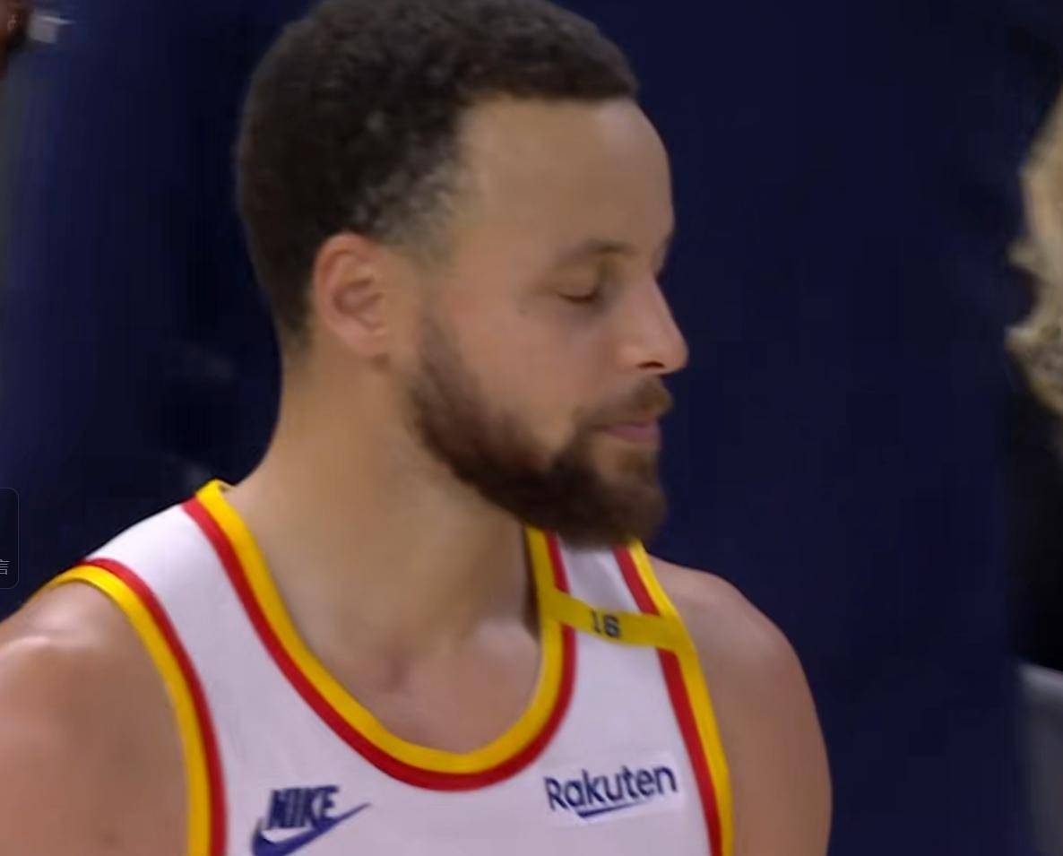 V体育官网-比赛中队员失误突发,团队士气受挫-第2张图片-V体育 V体育官网-比赛中队员失误突发,团队士气受挫-第2张图片-V体育