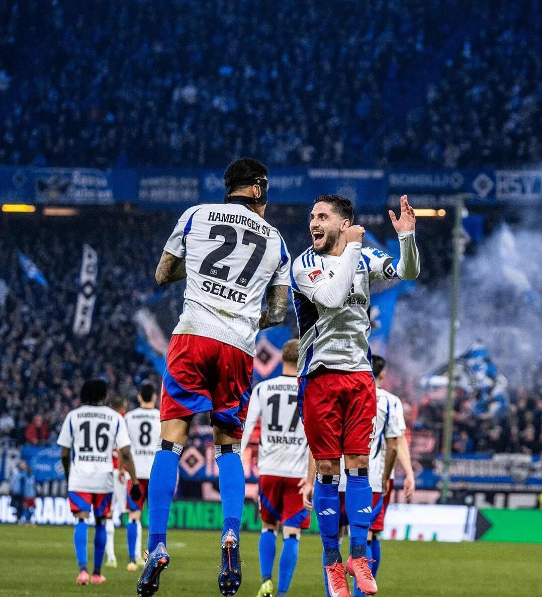 V体育-沙尔克遭遇尴尬失利,战绩跌落-第2张图片-V体育 V体育-沙尔克遭遇尴尬失利,战绩跌落-第2张图片-V体育