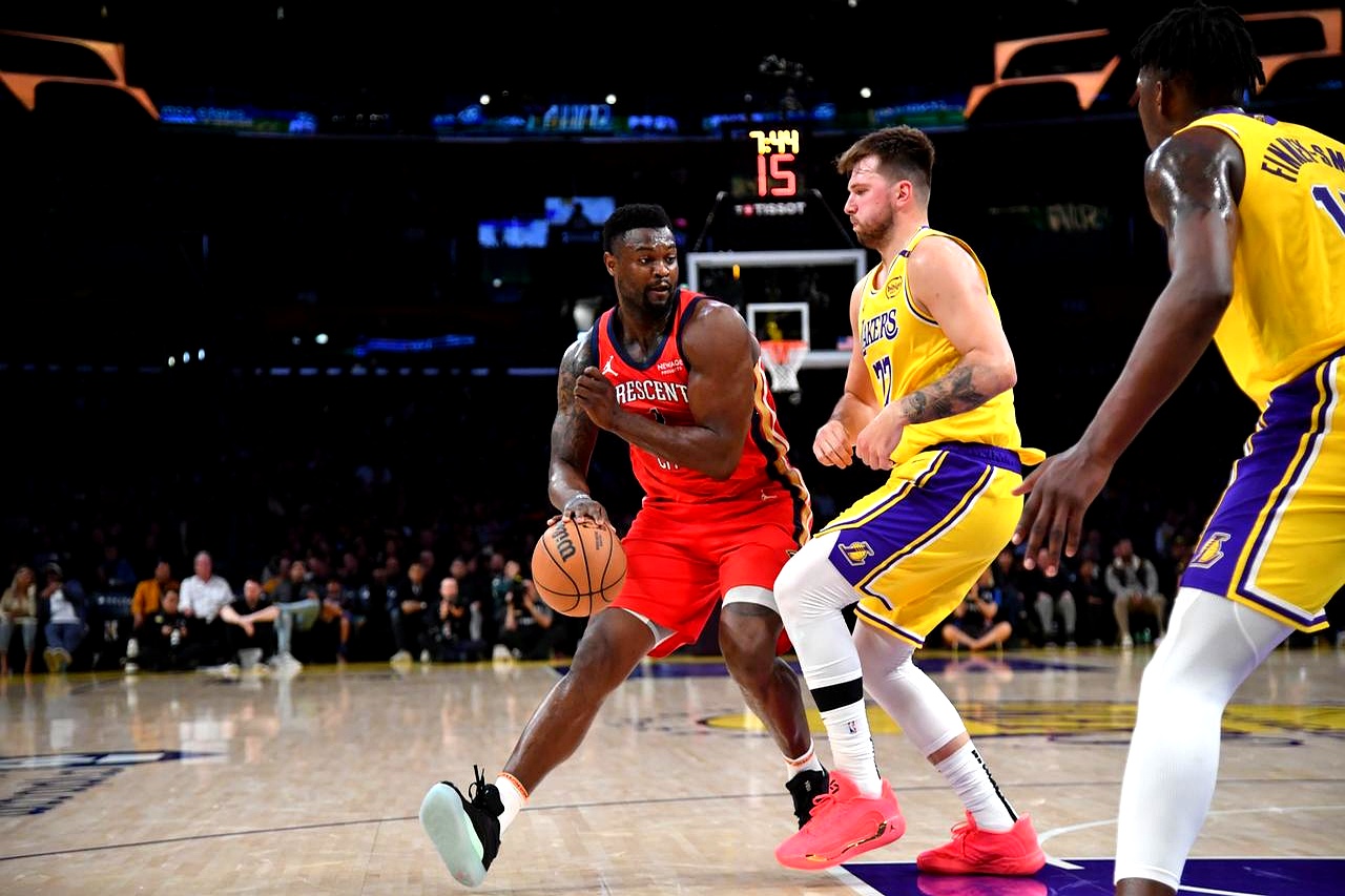 V体育-湖人大胜开拓者,詹姆斯和戴维斯火力全开-第1张图片-V体育 V体育-湖人大胜开拓者,詹姆斯和戴维斯火力全开-第1张图片-V体育