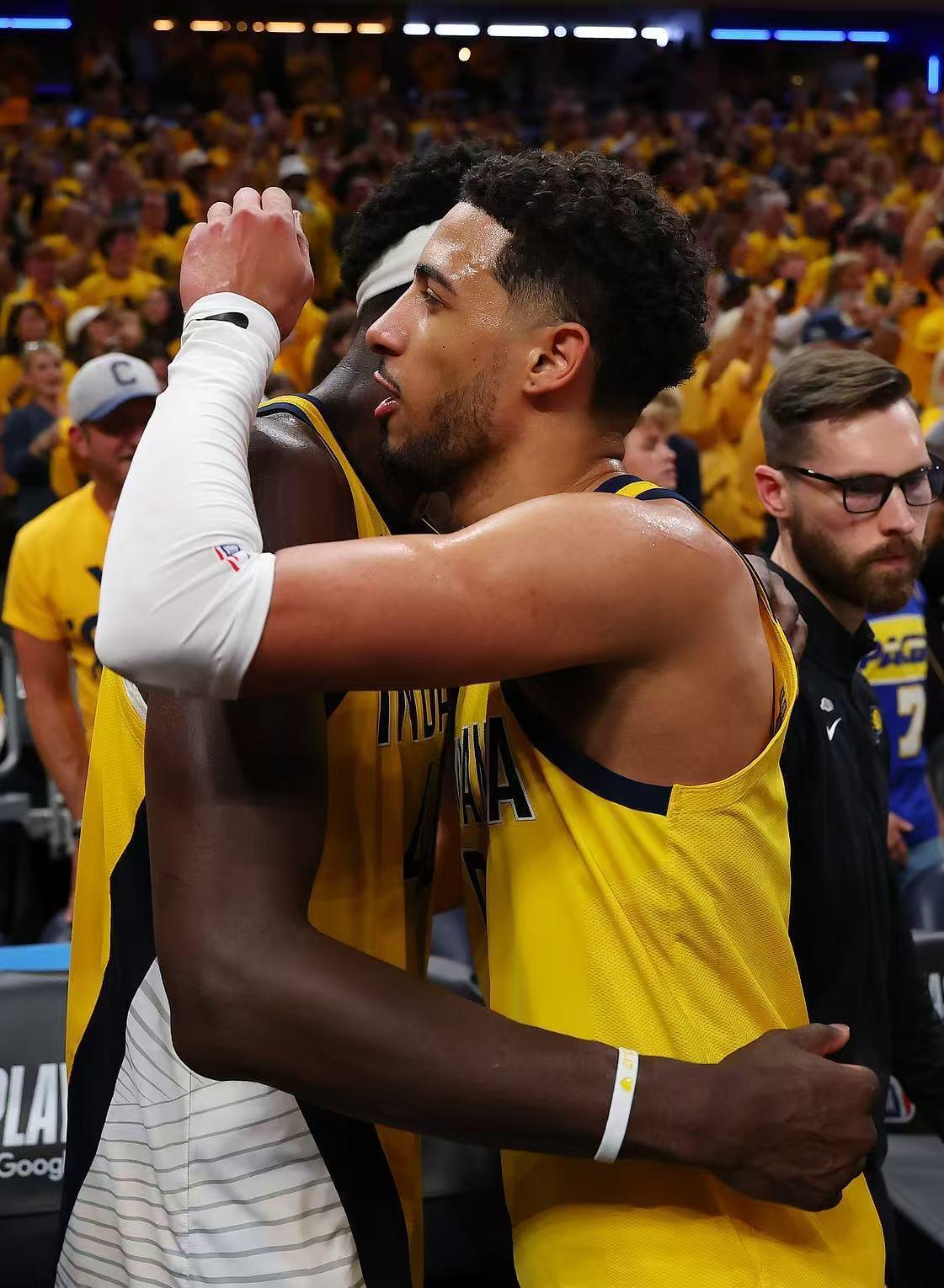 vsports体育-猛龙击败篮网,西亚卡姆心情大好-第2张图片-V体育 vsports体育-猛龙击败篮网,西亚卡姆心情大好-第2张图片-V体育