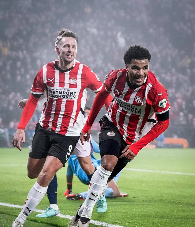 V体育-曼联大胜AC米兰,展现实力-第2张图片-V体育 V体育-曼联大胜AC米兰,展现实力-第2张图片-V体育