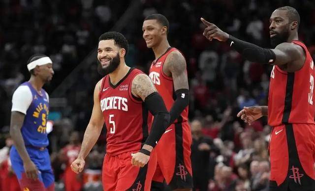 V体育官网-小牛击败爵士,年轻阵容崭露头角惊艳全场-第2张图片-V体育 V体育官网-小牛击败爵士,年轻阵容崭露头角惊艳全场-第2张图片-V体育