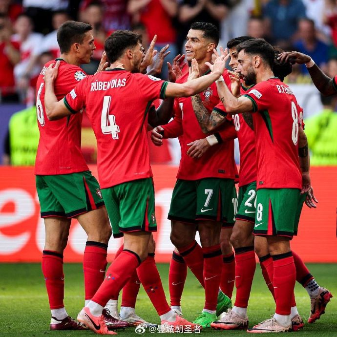 V体育-波切蒂诺冷静应对,成功锁定小组第一-第1张图片-V体育 V体育-波切蒂诺冷静应对,成功锁定小组第一-第1张图片-V体育