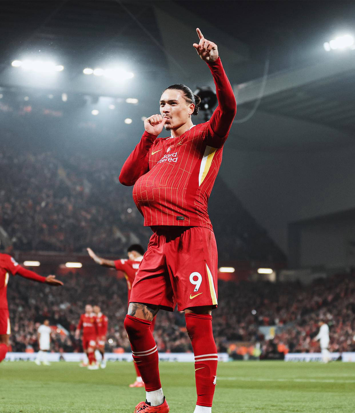 vsports体育-利物浦力挽狂澜,擊败法国豪门绝杀出线-第1张图片-V体育 vsports体育-利物浦力挽狂澜,擊败法国豪门绝杀出线-第1张图片-V体育