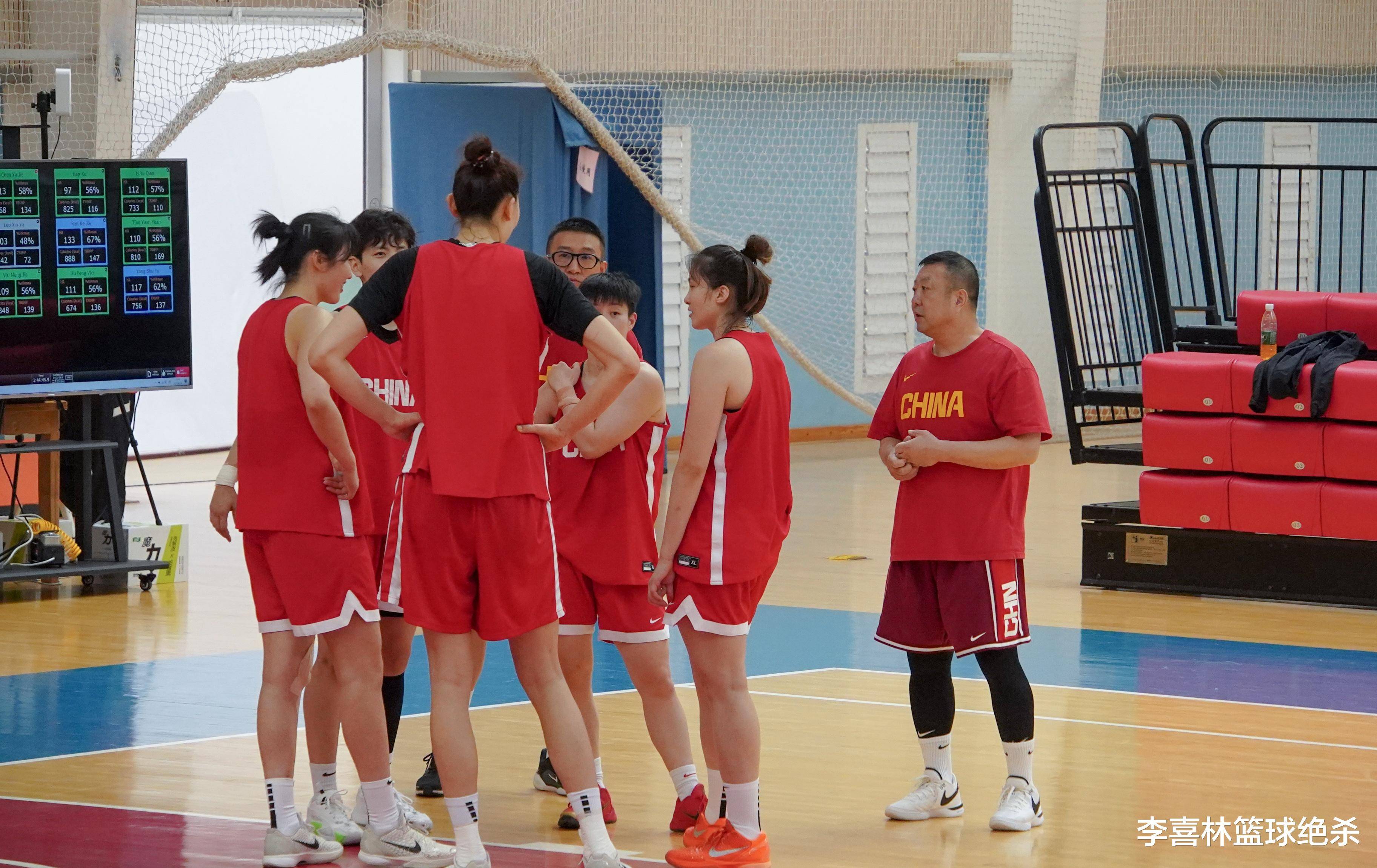 vsports体育-球队备受瞩目,明星球员风采熠熠新赛季备战-第2张图片-V体育 vsports体育-球队备受瞩目,明星球员风采熠熠新赛季备战-第2张图片-V体育