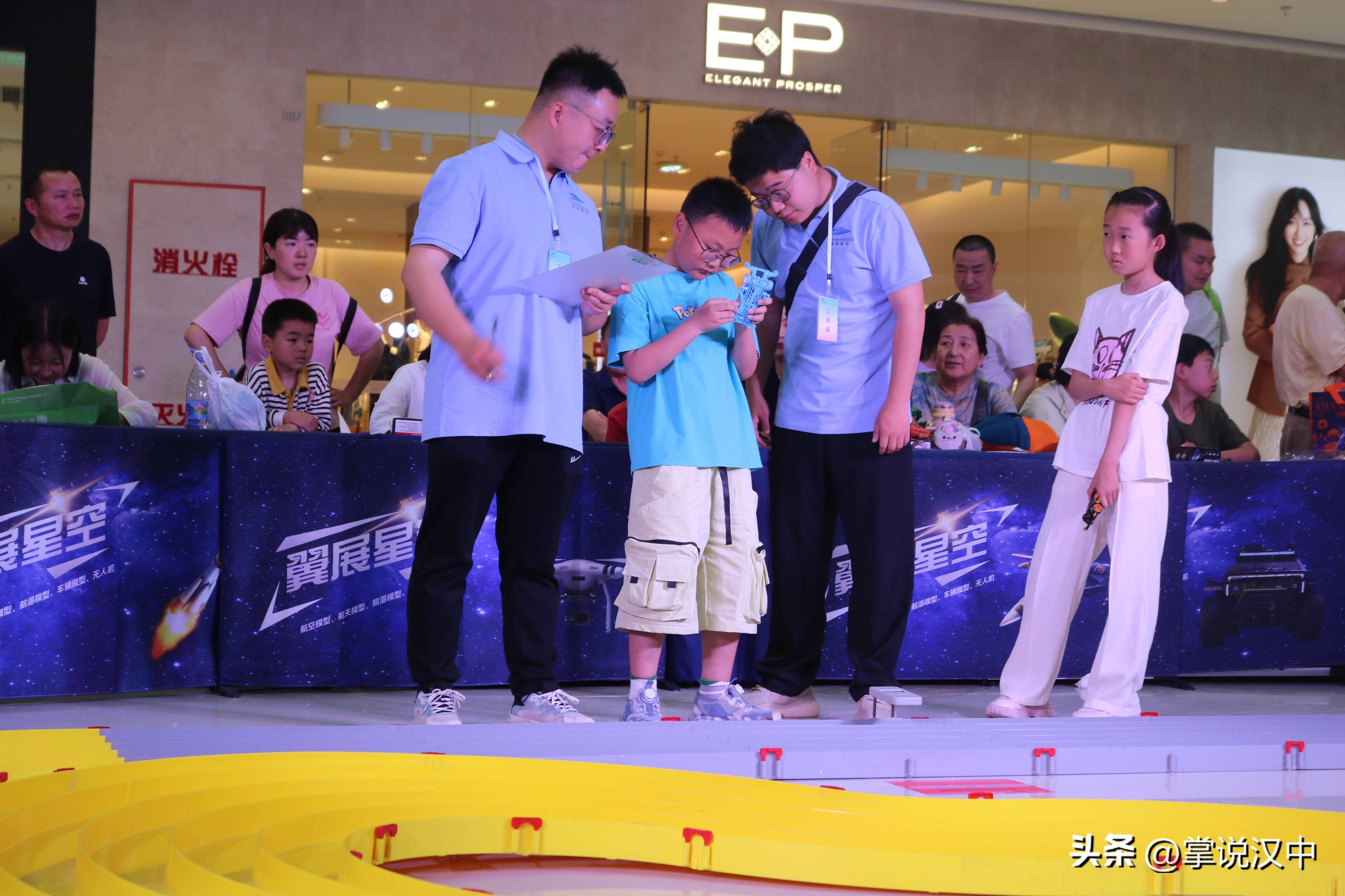 V体育官方app-顶尖选手集结争霸，精湛技艺惊艳全场-第1张图片-V体育