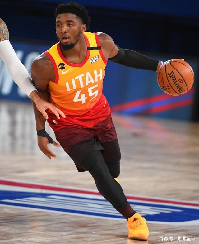 V体育-爵士队后卫突破赛季个人得分纪录-第2张图片-V体育 V体育-爵士队后卫突破赛季个人得分纪录-第2张图片-V体育